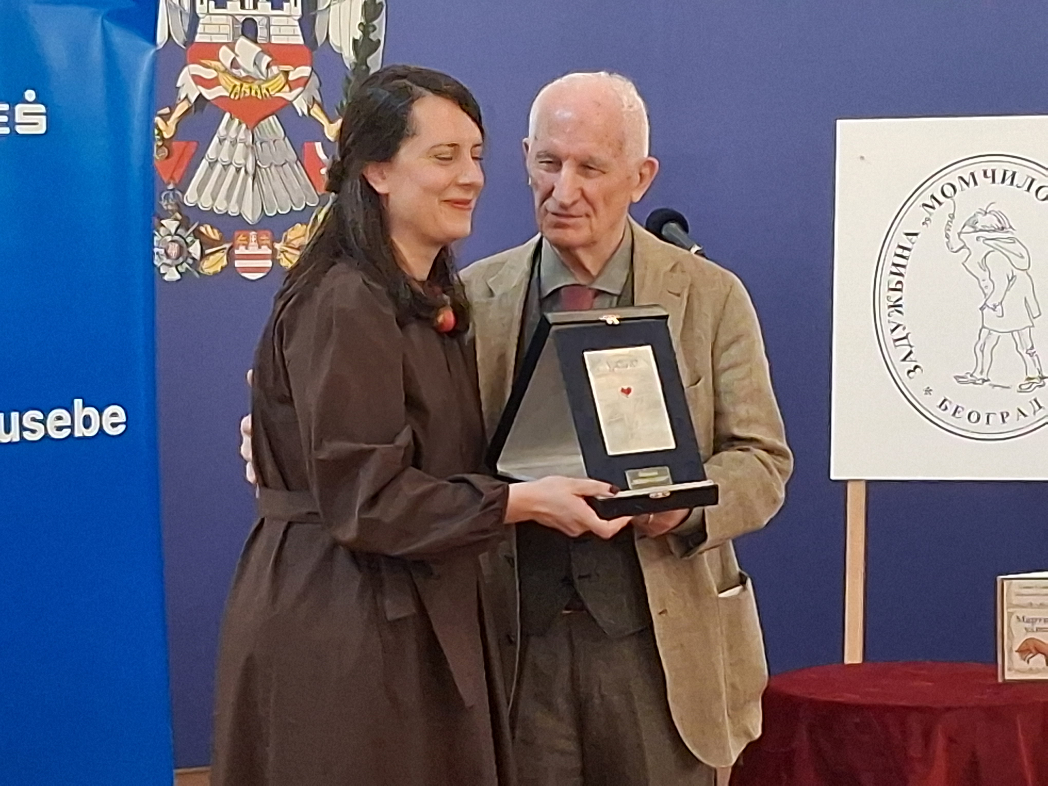 Sanji Savić Milosavljević uručena nagrada "Momo Kapor": Gest Matije Bećkovića je bio vredan divljenja