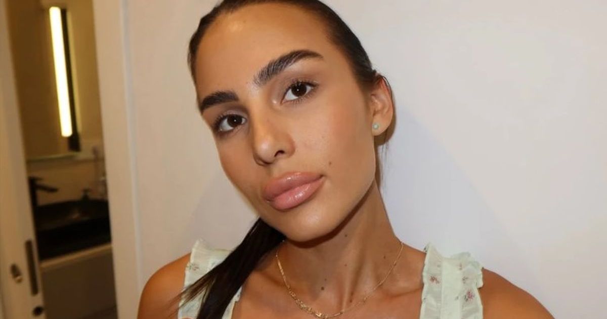 Anastasija pokazala lice bez trunke šminke: Ten nestvaran, a na dekolteu mašnica: Gudelj odmah reagovao