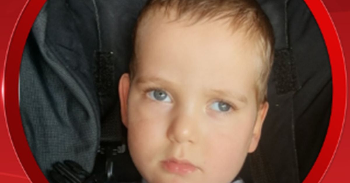 Ove lepe okice teško vide: Luka (5) ima i cerebralnu paralizu i epilepsiju, a mi možemo da mu pomognemo