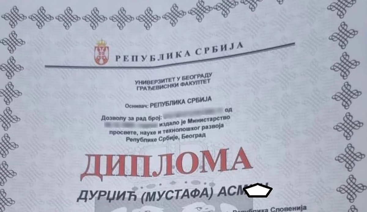 Asminova diploma sa fakulteta digla prašinu: Profesor rekao da je FALSIFIKAT, pa se Mustafa hitno oglasio