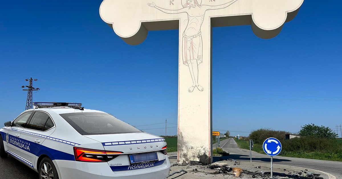HORROR IN BELGRADE: Man murders friend, hides body under bed, gets behind wheel and dies crashing into cross!