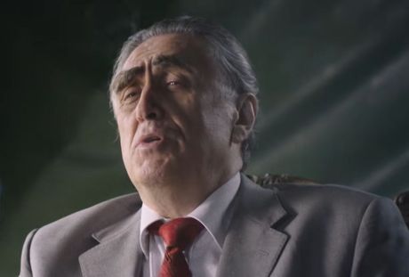 Predrag Bjelac kao Leonir Iljič Brežnjev
