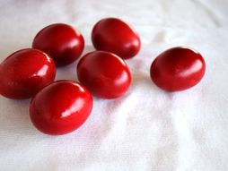 Crvena uskršnja jaja