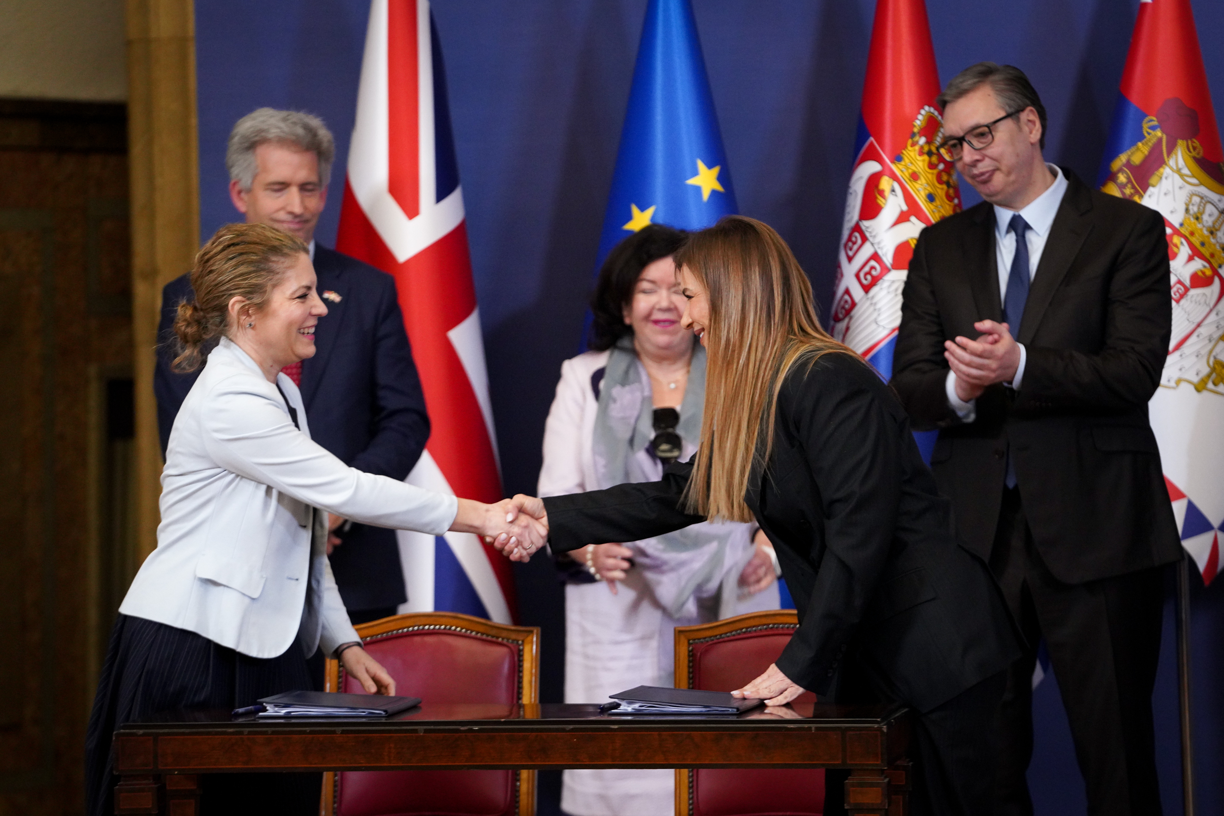 Potpisan Ugovor između RFZO i AstraZenece o novim inovativnim lekovima