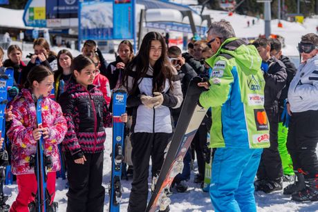 Zimovanje za decu sa KiM , MK Group