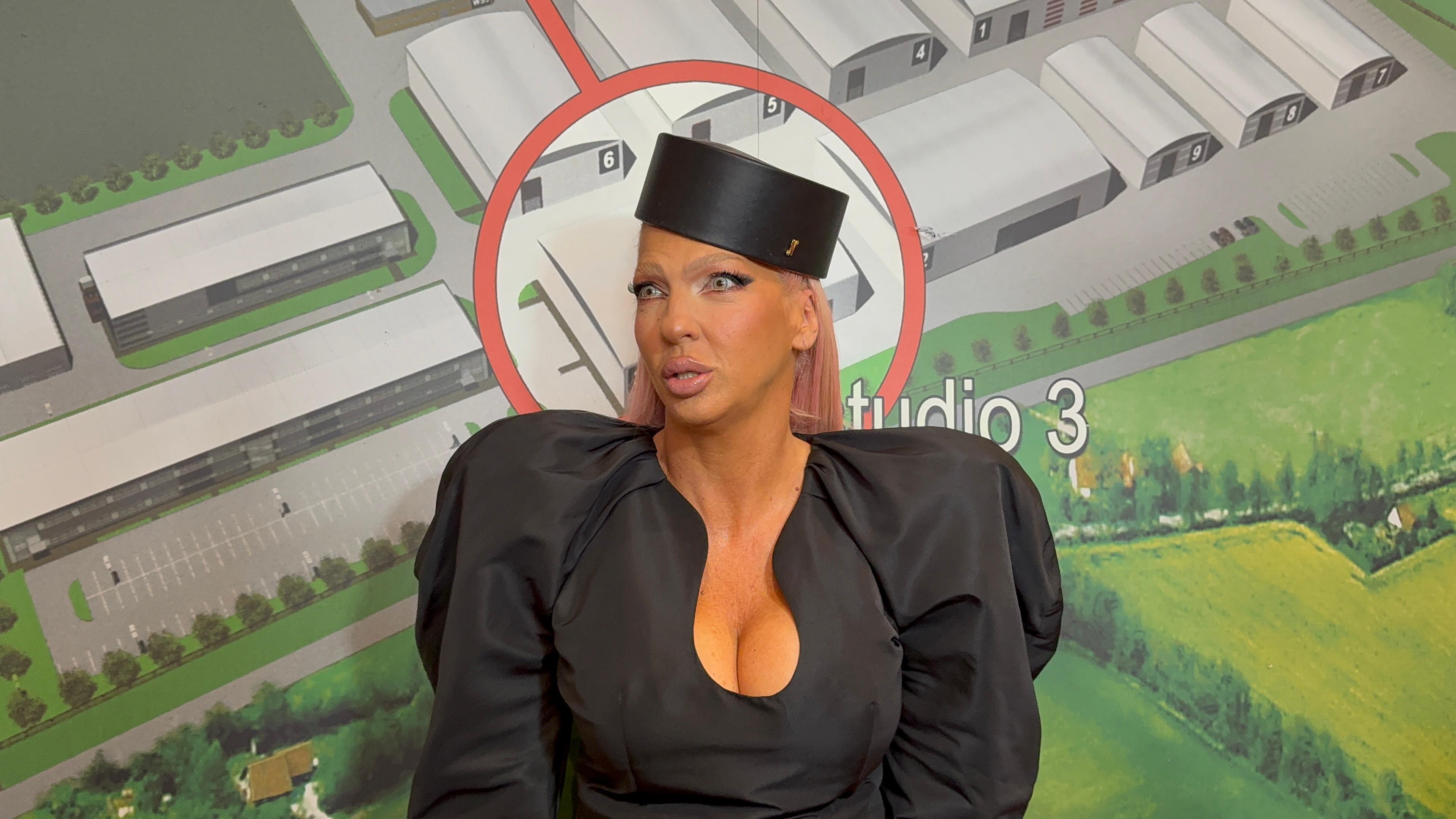 "Svaki put Kemiš plače..." Karleuša videla Zoricu Brunclik, otkrila kako izgleda: "On je toliko voli, da..."