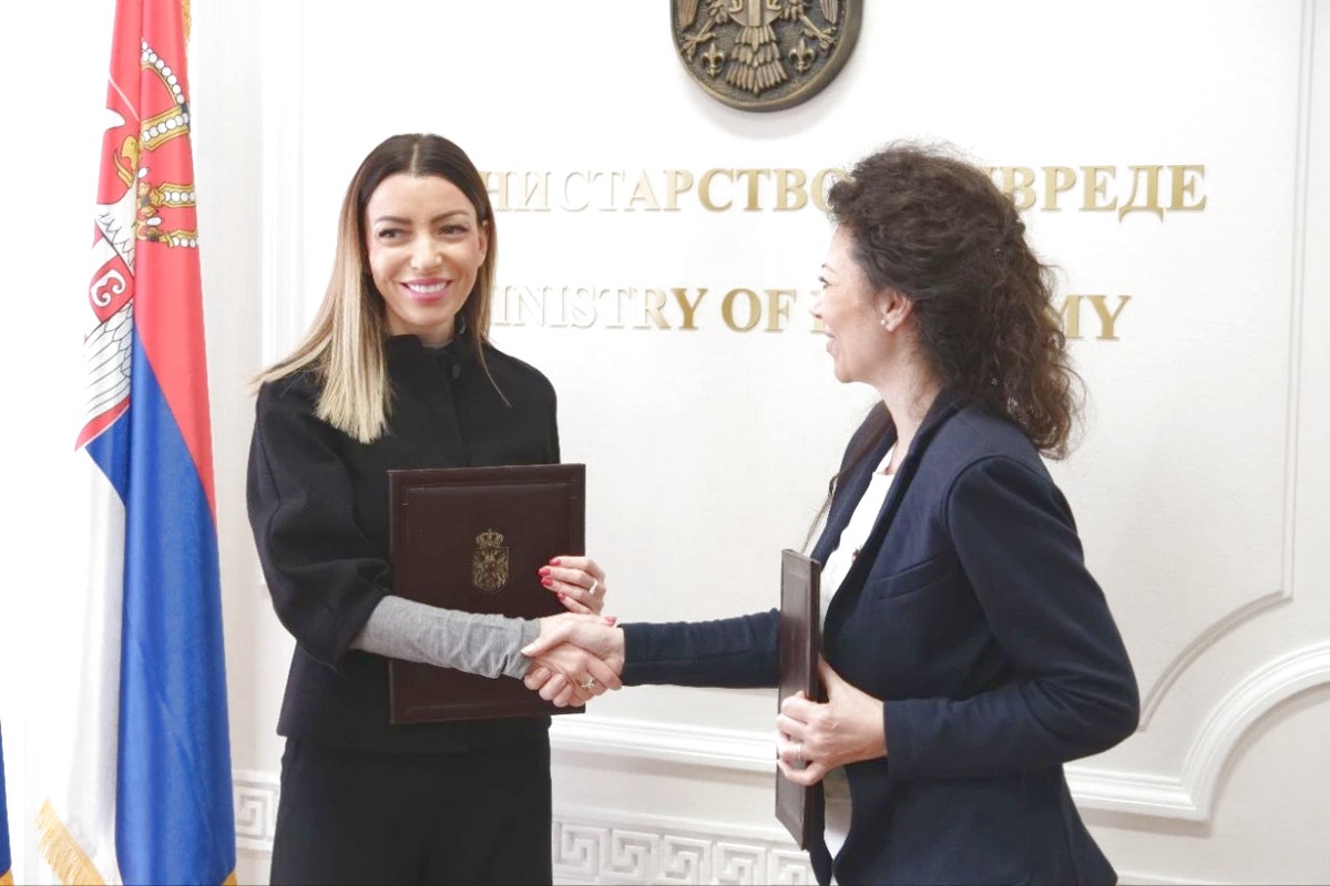 Petrovac na Mlavi dobija nove lokalne puteve: Ministarka Mesarović potpisala važne projekte