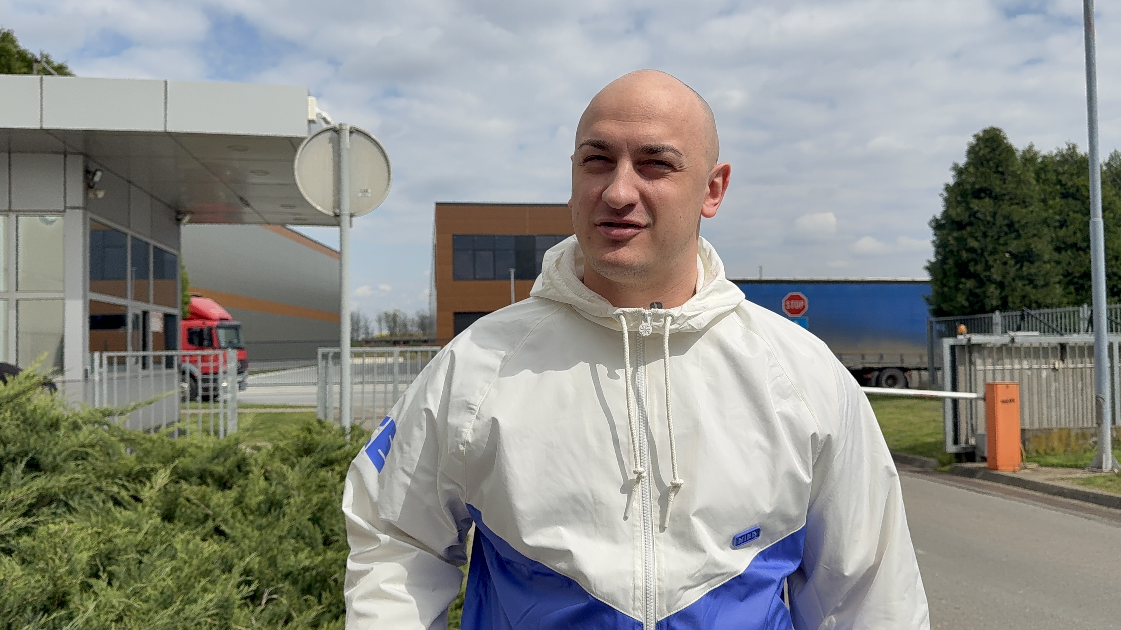 Desingerica otkrio kako je supruga reagovala nakon što ga je Karleuša poljubila!