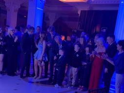 Danijela Karić, Karići slavlje