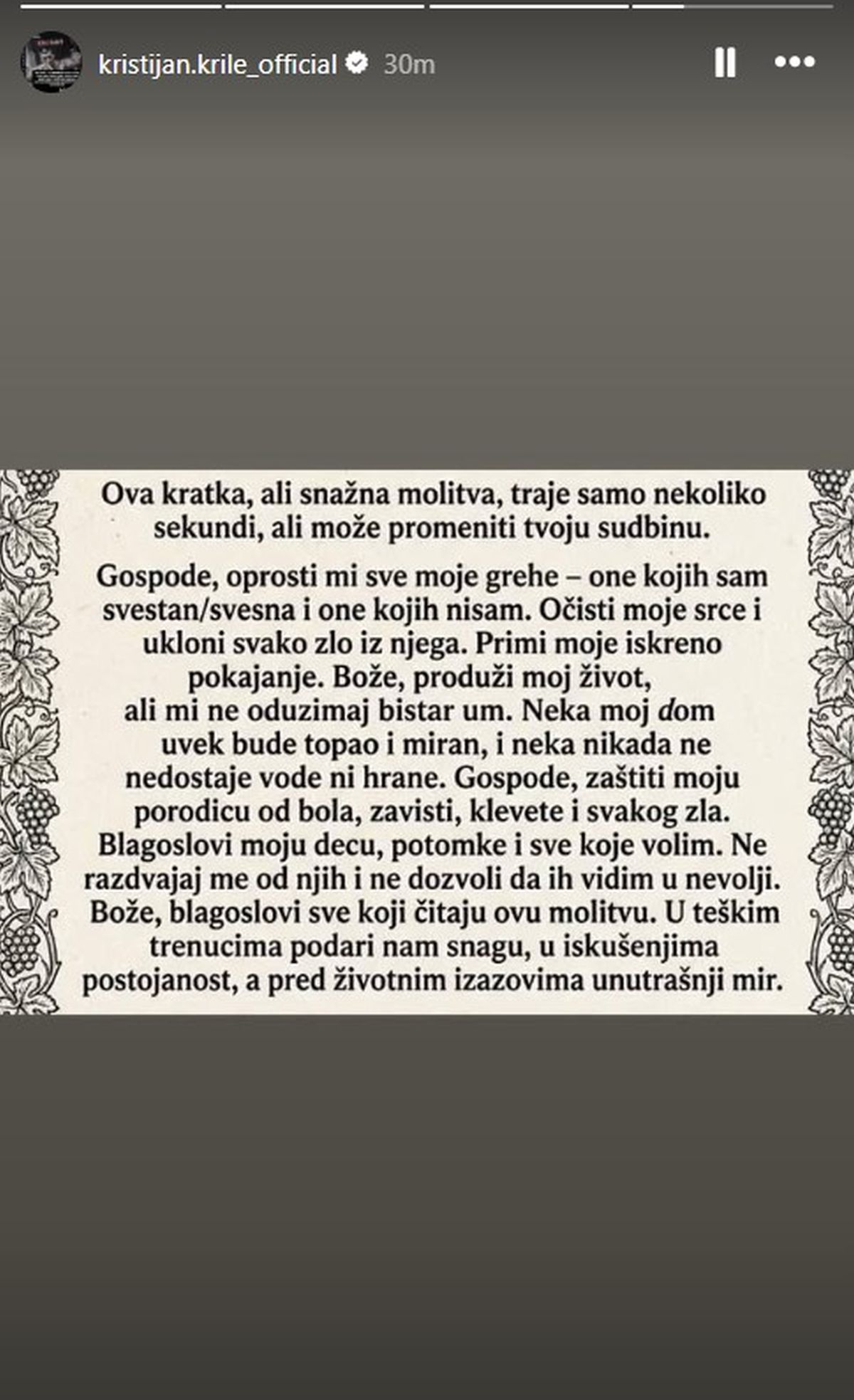 Kristijan grli sina i Kristinu, objavio sliku iz stana i zbunio: Onda je objavio "jaku molitvu", van sebe je!
