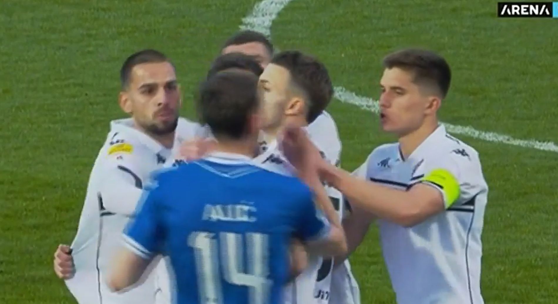 Frka u Novom Pazaru: Umalo se potukli domaći i igrači Partizana, Alić krenuo na bivšeg reprezentativca Srbije