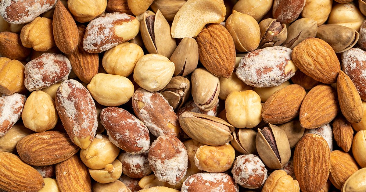 Šaka dnevno može da spusti holesterol: Ova grickalica radi za srce više nego što mislite