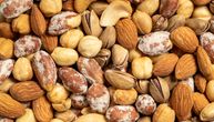 Šaka dnevno može da spusti holesterol: Ova grickalica radi za srce više nego što mislite