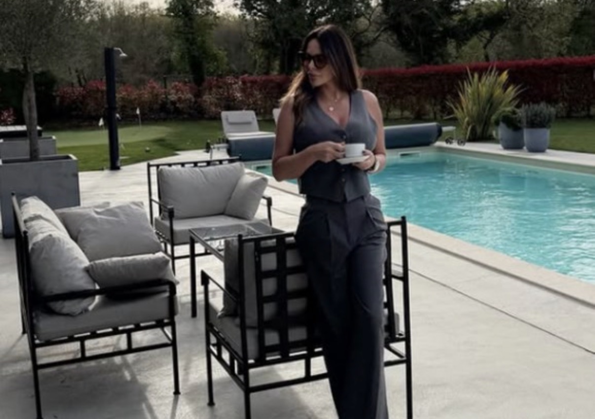 Sonja Vuksanović spakovala kofere i napustila Srbiju: Uživa u luks vili u Hrvatskoj, pokazala ofarbana jaja