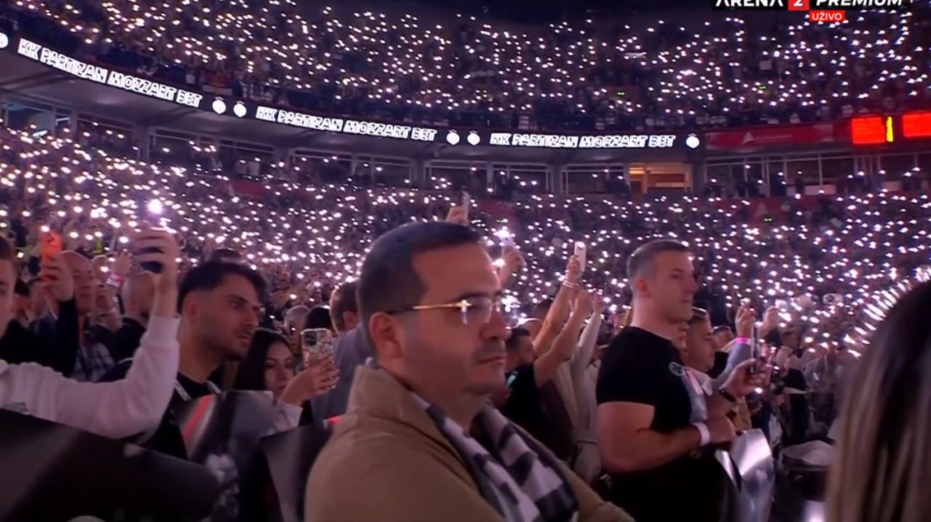 Ofer Janaj ogrnut šalom Partizana odao počast Dušku Vujoševiću: "Ovo od Srba treba da naučimo..."