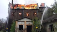SAZNAJEMO: Mali piroman (16) zapalio mlin u Obrenovcu! Svedok ga video kako beži, isti objekat napao i u martu