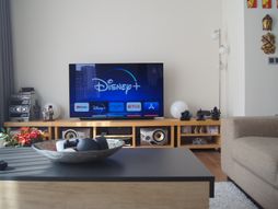 4K TV, televizor, dnevna soba