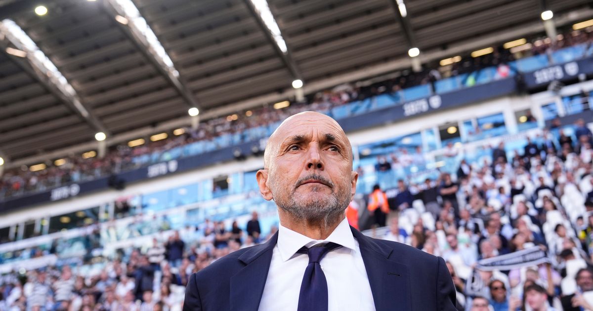 Pitanje je šta će biti sa Vlahovićem i Kostićem, ali on ostaje do 2028. godine