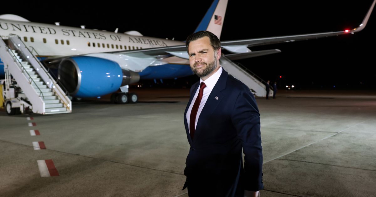 Džej Di Vens pakuje kofere: Pred njim težak vikend, hoće li postići mir sa Iranom?