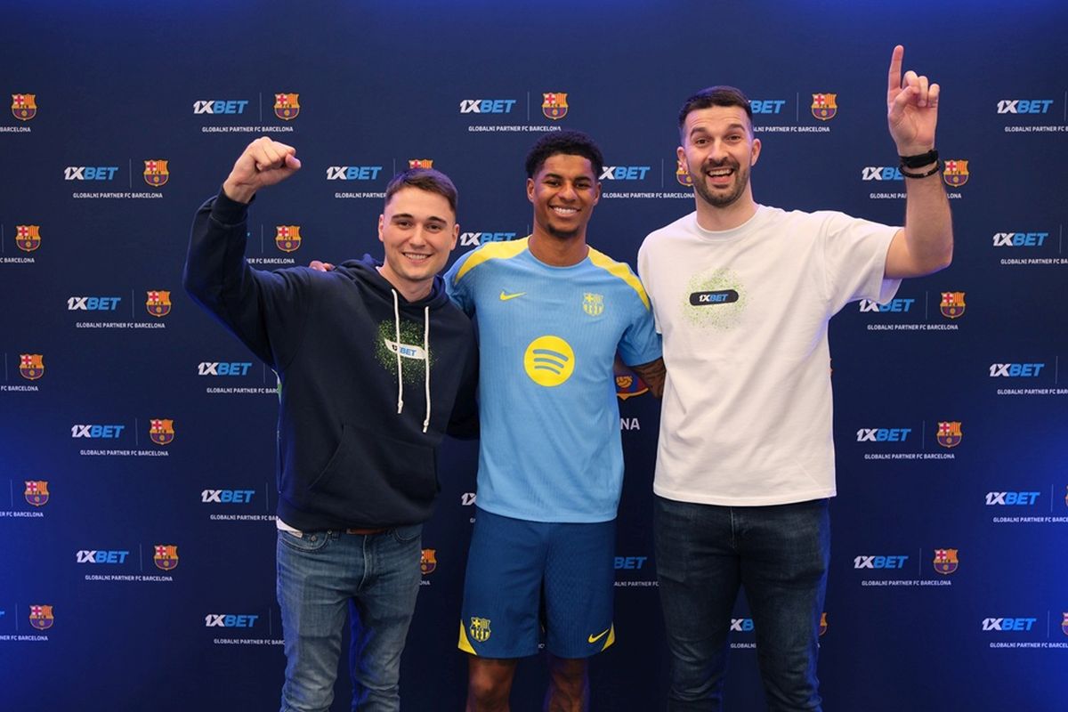 Fudbaleri Barselone Levandovski i Ščesni kakve do sada niste videli