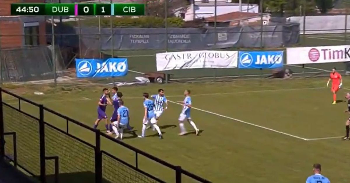 Nesvakidašnja scena u Hrvatskoj: Igrač umesto fer pleja postigao gol, pa se okrenuo i zatresao svoju mrežu