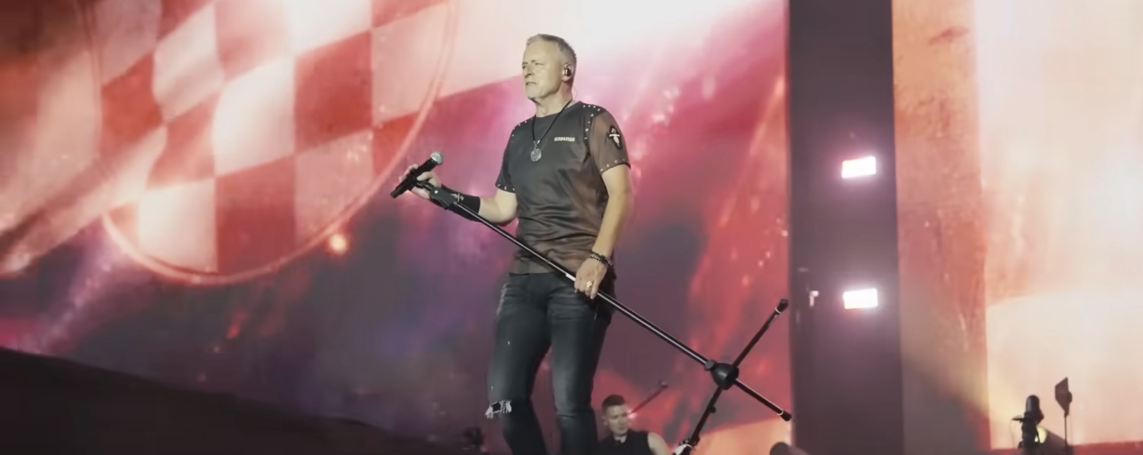 Pevačica vratila titulu zbog Tompsona, ne želi da ih povezuju: "To je nacionalizam pod nazivom domoljublje"