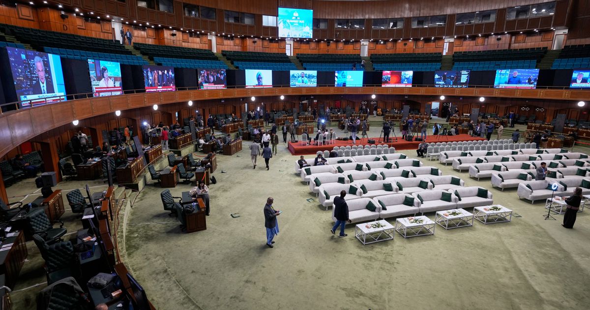 PREGOVORI U ISLAMABADU: Bela kuća demantuje dogovor o odmrzavanju iranske imovine pred ključni susret