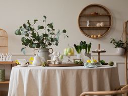 Uskršnji sto dekoracija