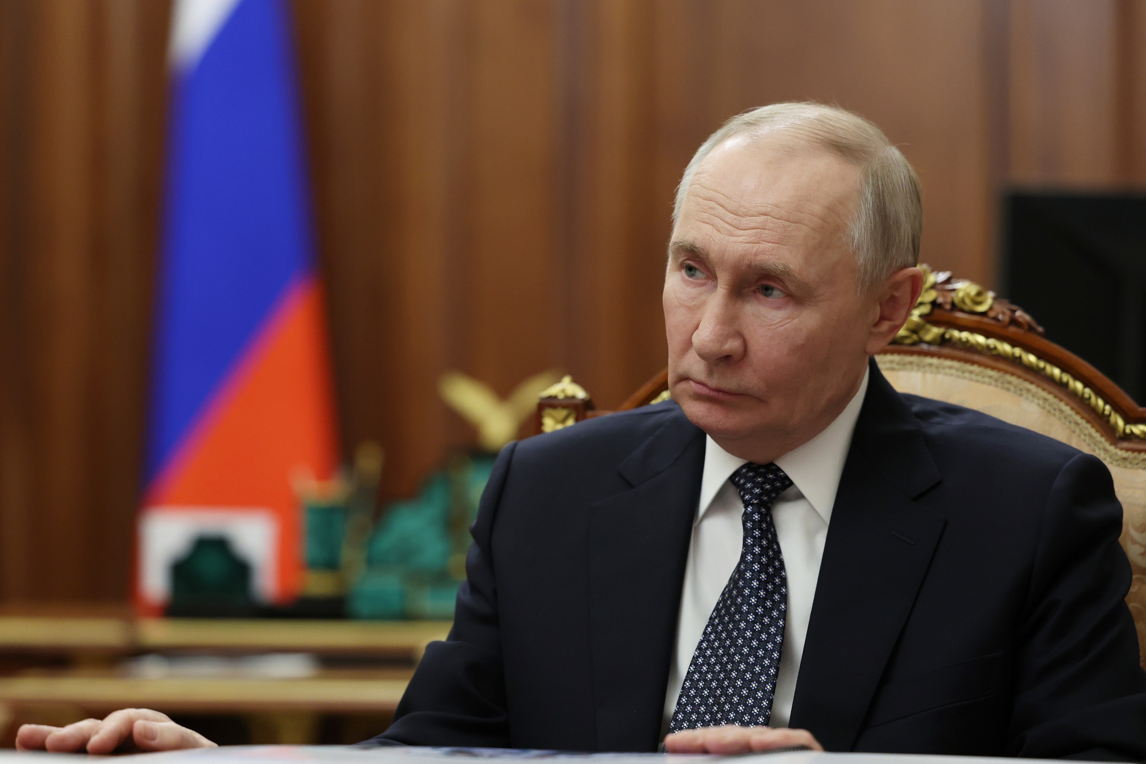 Putin napravio neviđeni potez, paranoјa u Kremlju, ali da li јe i njegov bivši naјbliži saradnik takođe meta?