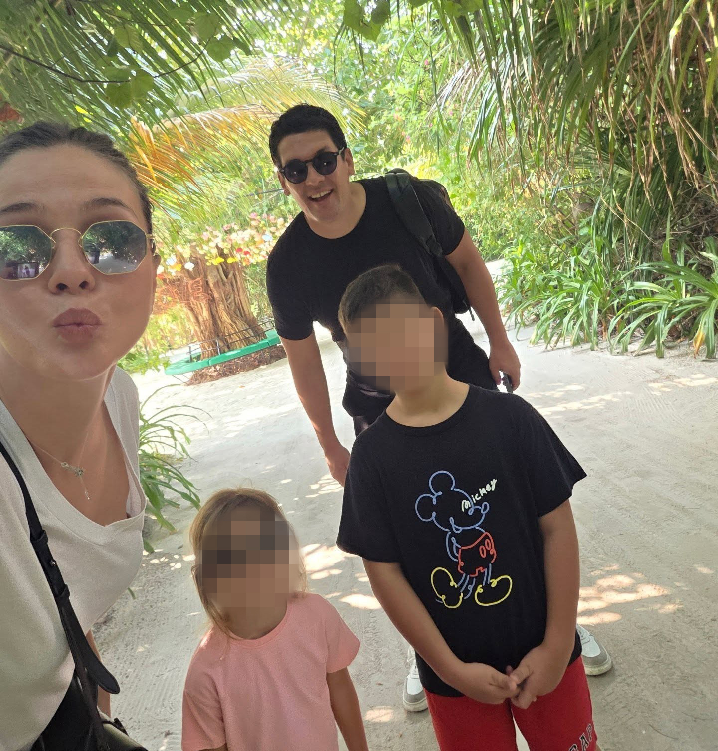 Slavlje na Uskrs u domu naše glumice: Ona pokazala moćnu tortu, njen sin slavi rođendan, tu je i ćerkica