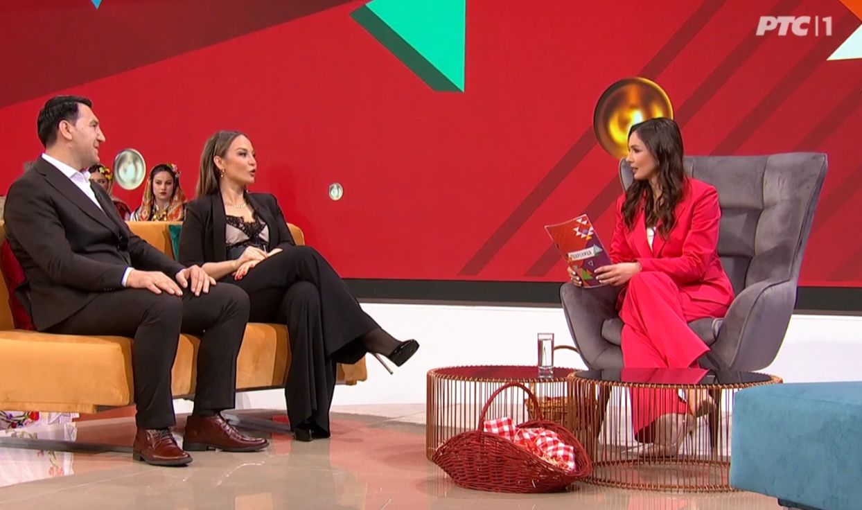 Jelena Tomašević predstavila svog rođenog brata Darka: Snimio je svoju prvu pesmu, poslušajte kako peva