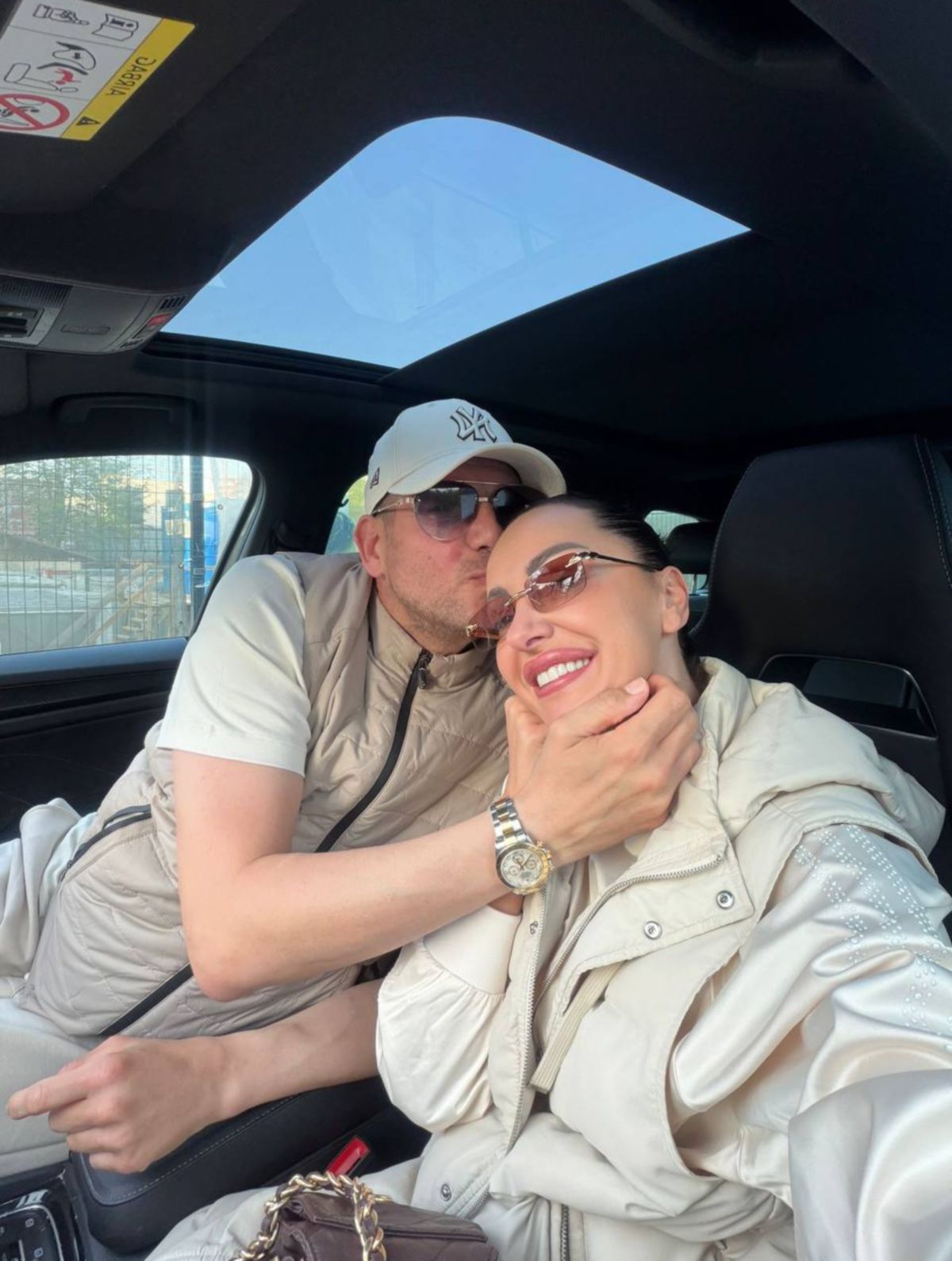 Lalatović cveta kao nikada pre: Evo ko je devojka koja je u njegovom zagrljaju, nova-stara ljubav!