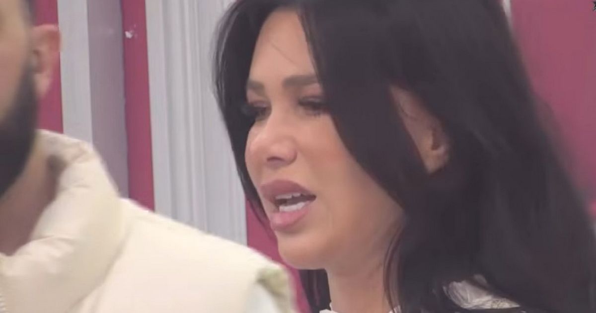 Stanija napustila Elitu, morali da je izvedu - sada se saznao razlog! Izmenili joj ugovor, poznati svi detalji