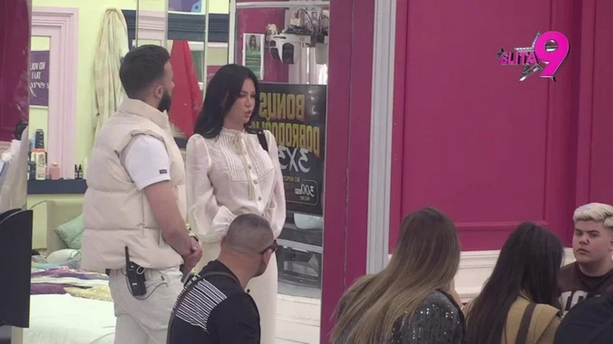 Stanija grca u suzama u Eliti! Slomila se zbog čestitke od majke, a kad je stigao poklon od Filipa Cara - MUK