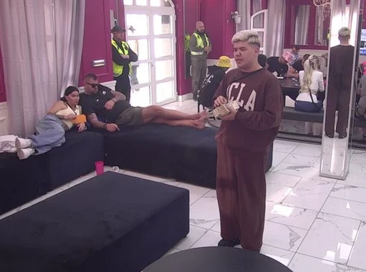 Uroš opleo po Staniji nakon što je nasrnula na njega u Eliti: "Pokazala si da si slabić, ukaljan ti je obraz"