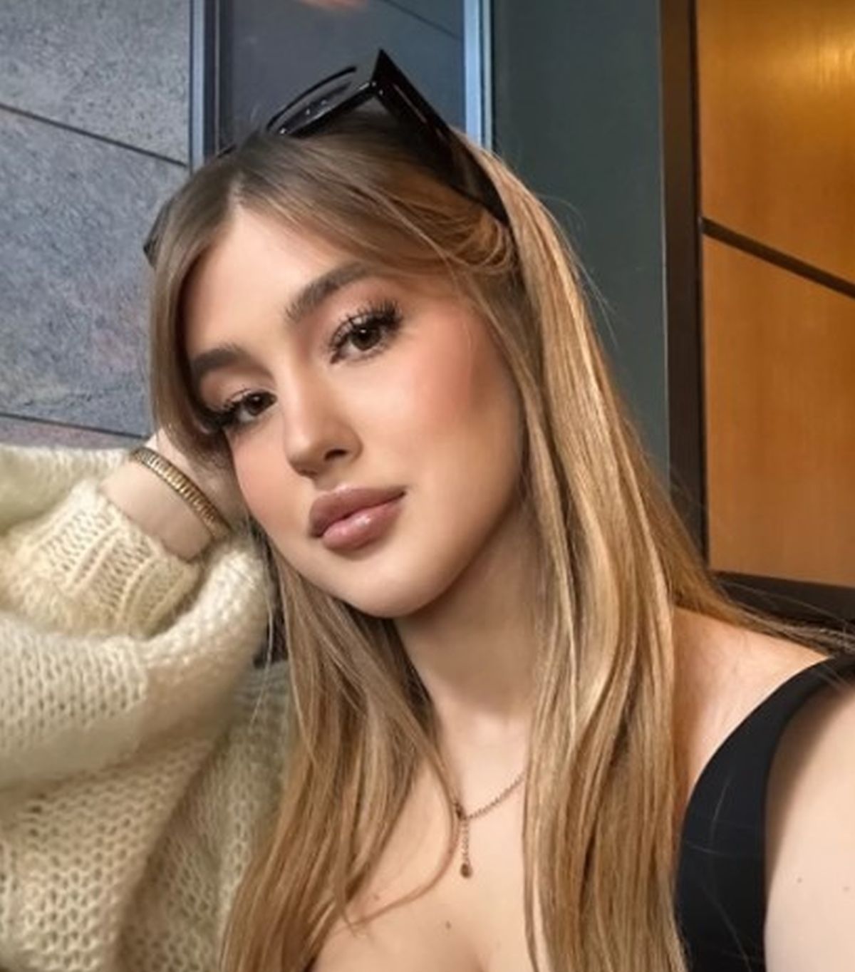 Ćerka Goce Tržan ponovo provocira: Lena u smeloj kombinaciji zapalila mreže