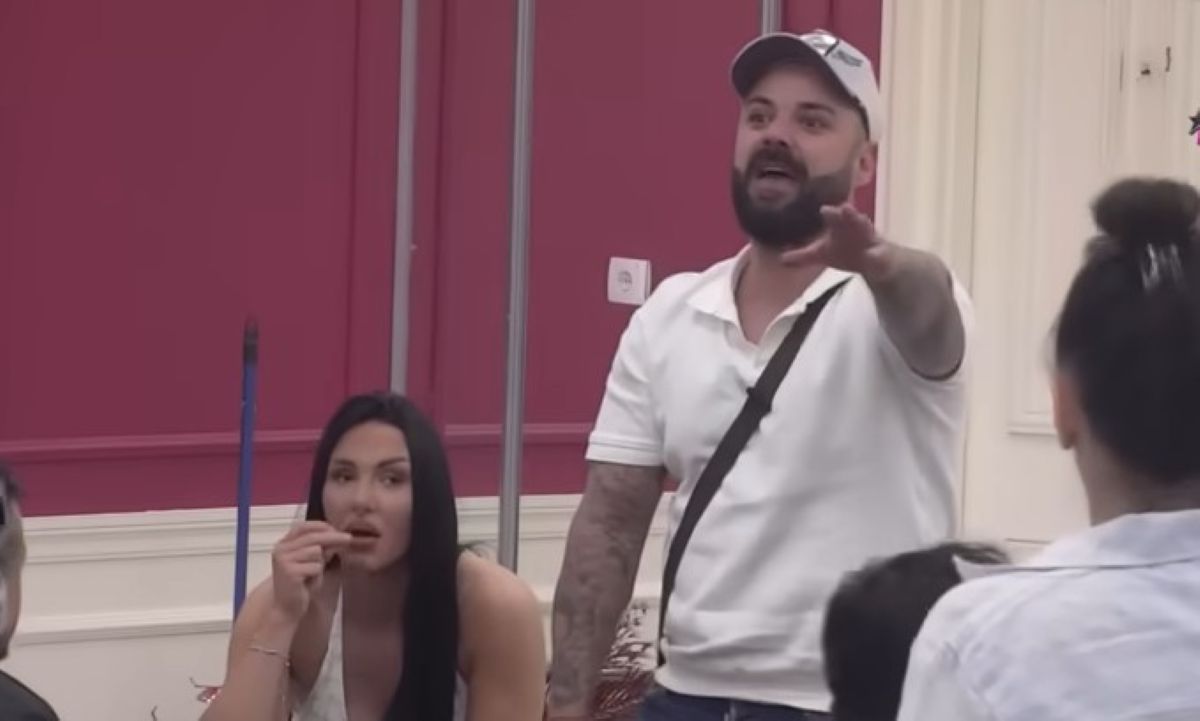 "Izgubili su kuću zbog hipoteke!" Isplivale stravične optužbe u Eliti: "Htela je da mi opere 1.200.000"