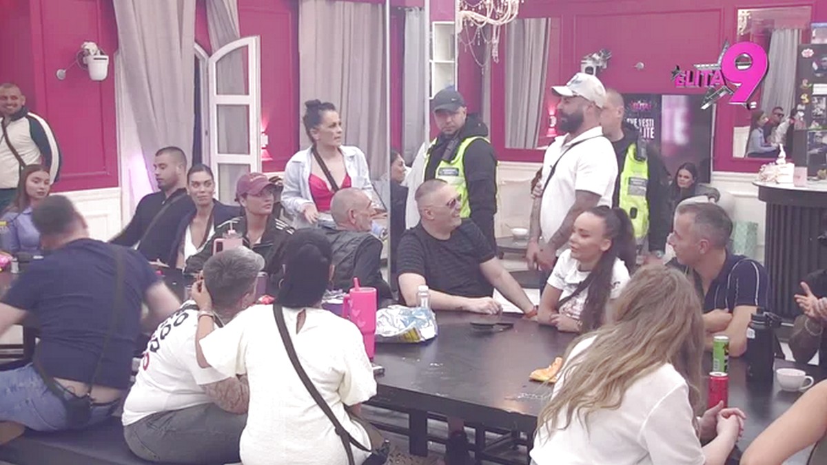 "Izgubili su kuću zbog hipoteke!" Isplivale stravične optužbe u Eliti: "Htela je da mi opere 1.200.000"