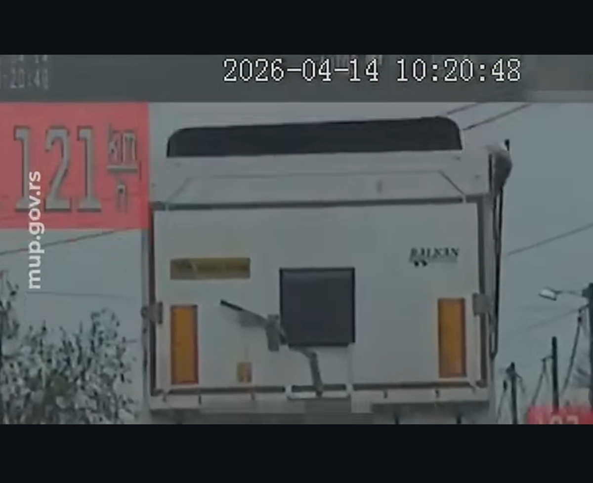 Presretač zaustavio kamiondžiju koji je divljao putem kod Smederevske Palanke: Napravio 6 prekršaja