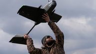 Kako preživeti kada vas juri dron ubica? Novinari u simulaciji "zone smrti" u Ukrajini
