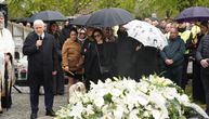 Duško Vujošević sahranjen uz pesmu Đorđa Balaševića, potresne scene, emocija, suze: "U inat svima..."