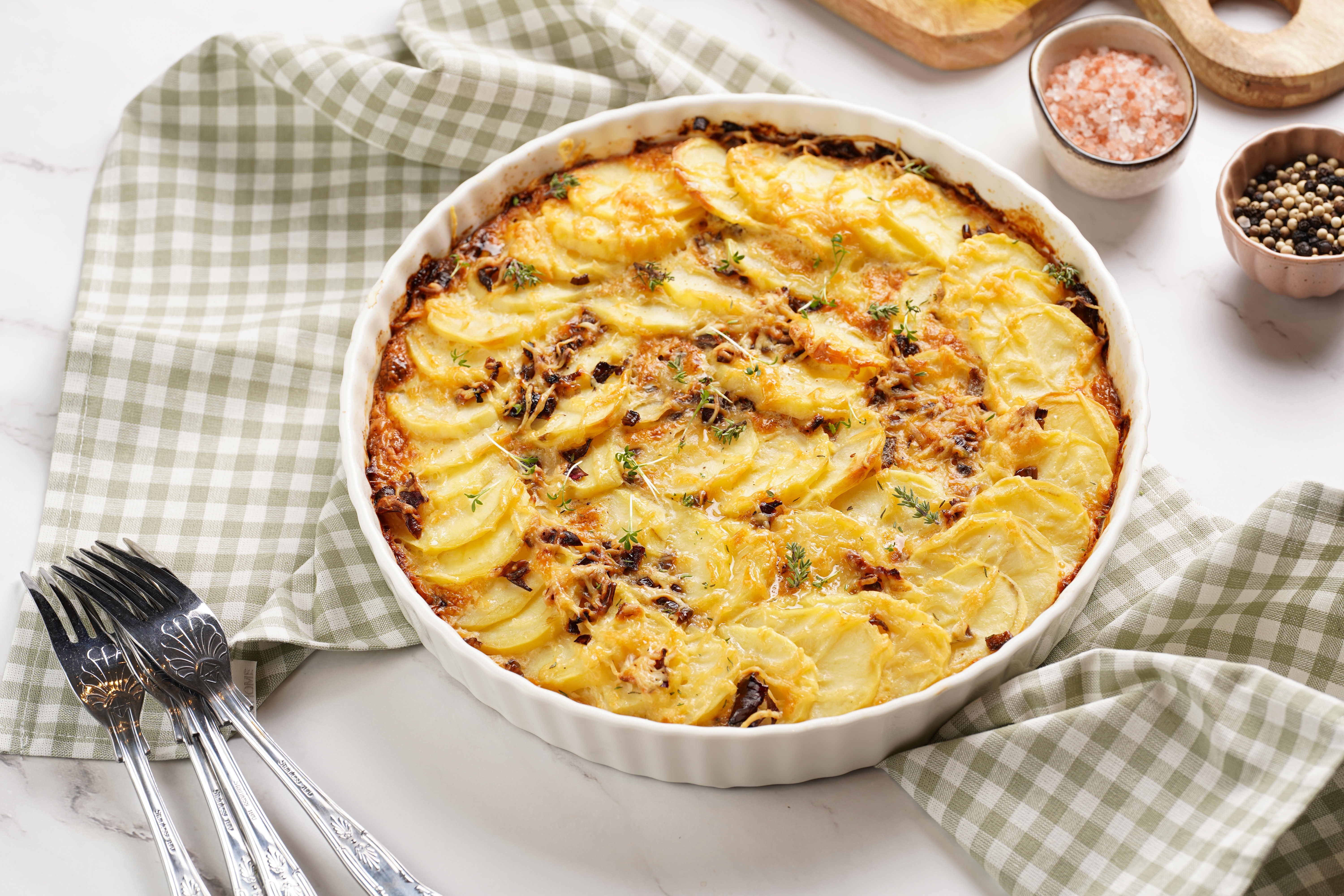 Kako se pravi francuski krompir: Starinsko jelo koje zasiti celu porodicu za male pare