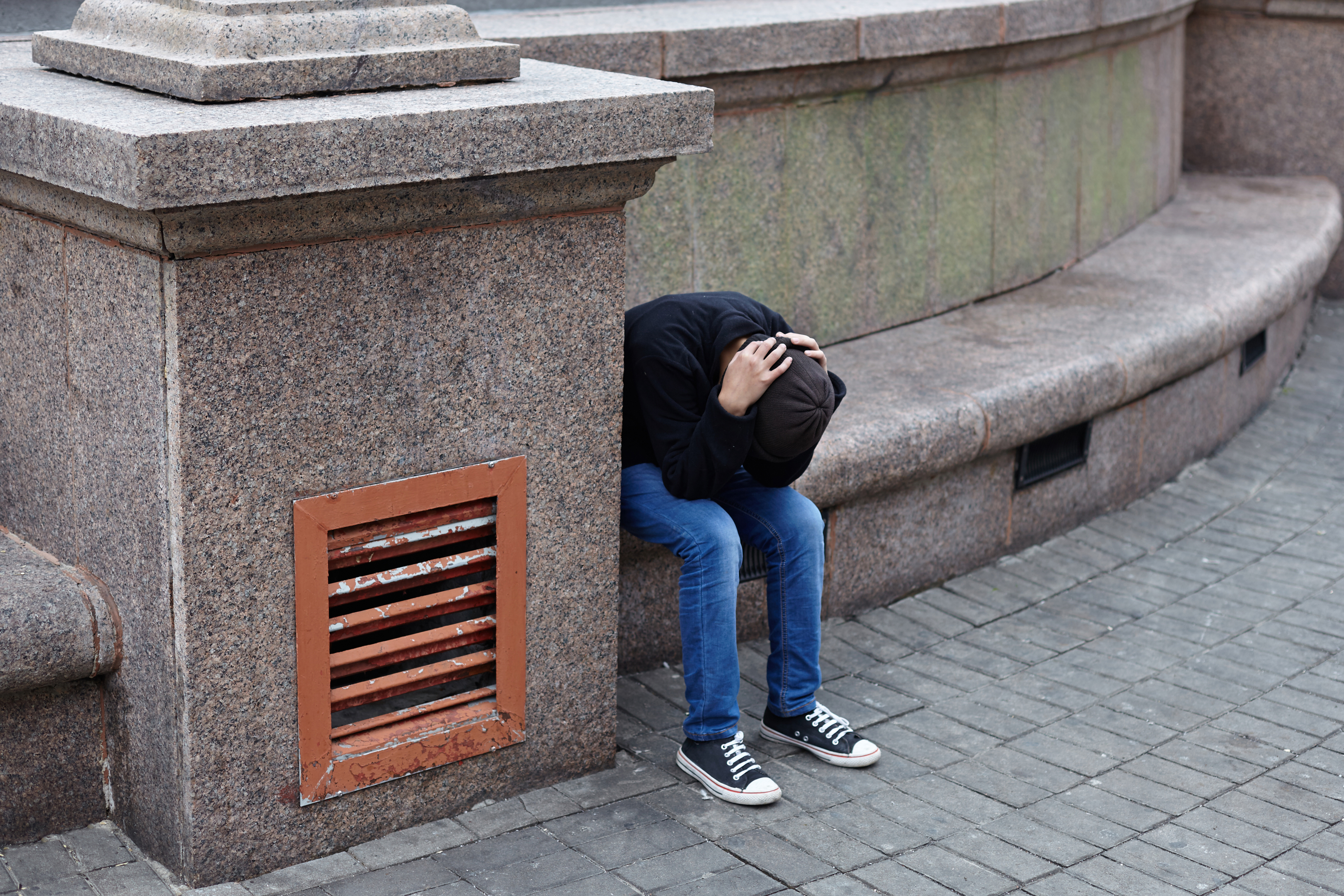 "Ja imam porodicu, ja nisam kao ovi": Majka ga nije htela, Maksim danas ima novi život zaslugom jedne Olje