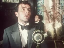 The Stranglers - Golden Brown