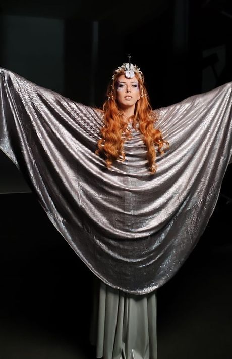 Violončelistkinja i autorka Jelena Mihailović (Jela Cello)