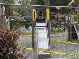 Tobogan otkinuo detetu prst, igralište u Brezi