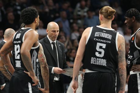 KK Partizan - KK Baskonija