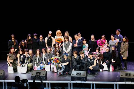 K pop World Festival Srbija i Crna Gora Beograd Ložionica grupa 1VERSE