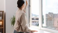 Nema više zavesa, ni roletni: Svi žele ovo na svojim prozorima, jeftino i praktično rešenje