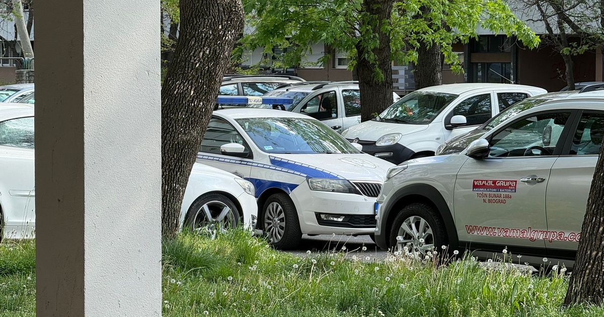 Nova drama u dom Marije i Marka Bulata: Ćerka pozvala policiju, uplakana stoji ispred zgrade